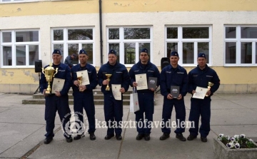 Idén a Mosonmagyaróvári Hivatásos Tűzoltó-parancsnokság képviselheti megyénket az országos versenyen