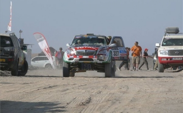 Dakar 2013 - Nasszer al-Attijah sikere, Szalay Balázs 19.