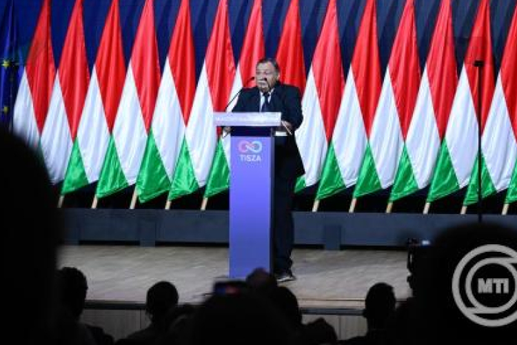 Magyar Péter rövid- és középtávú vízügyi cselekvési és kommunikációs terv összeállítására kérte fel Gajdos Lászlót