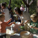 Pillangó Óvoda és Mini Bölcsőde családi nap az Alma együttessel 