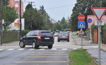 Jelzőlámpát telepítenek a Terv és Szekeres Richárd utcák kereszteződésébe