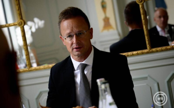 Szijjártó Péter az orosz miniszterelnök-helyettessel egyeztetett a közelgő amerikai-orosz csúcstalálkozóról
