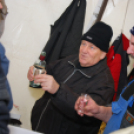 Kolbásztöltő verseny (Fotó: Nagy Mária)