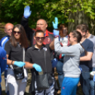 Az MKC SE és az MTE 1904 csapata is csatlakozott a Teszedd! önkéntes szemétszedő akciójához (Fotó: Bánhegyi István)