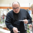 8. Tavaszköszöntő - Idén is megrendezték a Nők a Városért egyesület a hagyományos Tavaszköszöntőjét. 