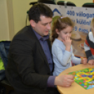 Családi társasjáték (Fotó: Nagy Mária)