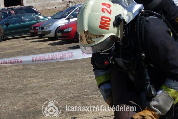 Országos szakmai versenyen vettek részt a mosonmagyaróvári tűzoltók 