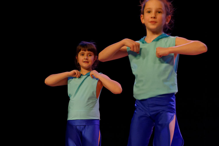 Okay-dance karácsonyi bemutató (fotó: Horváth Attila)