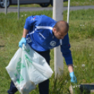 Az MKC SE és az MTE 1904 csapata is csatlakozott a Teszedd! önkéntes szemétszedő akciójához (Fotó: Bánhegyi István)