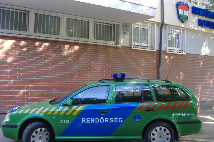 A körzeti megbízott tartóztatta fel a menekültet