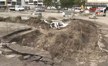 Felújítják a Flesch Központ melletti parkolót