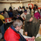 Kolbásztöltő verseny (Fotó: Nagy Mária)