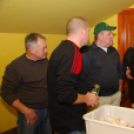 Kolbásztöltő verseny (Fotó: Nagy Mária)