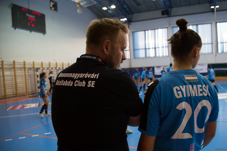 Mosonmagyaróvári Kézilabda Club SE – Siófok KC 23-33 (12-18)