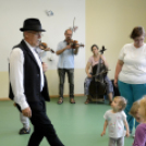Gyereknap a Pillangó Óvodában és Mini Bölcsődében, a Kislaptáros zenekarral