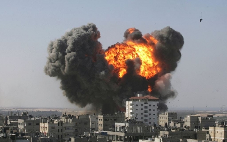 Szíria - Valószínűleg megölték az IÁ egyik csúcsvezetőjét egy légicsapásban 