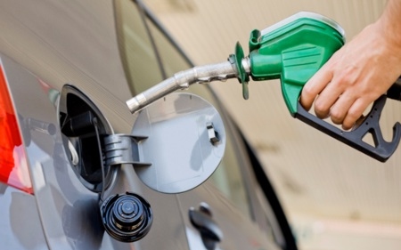 Csökken az üzemanyagok ára mától
