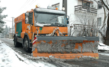Hó eltakarítás az utakon