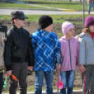 Faültetés óvodásokkal (Fotó: Nagy Mária)