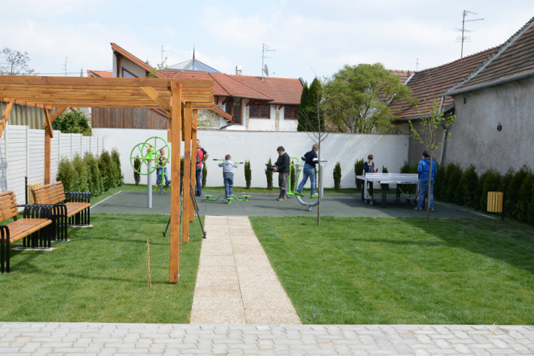  Pihenő Park és Kerékpár Megálló avatása (Belvárosi Játszótér)