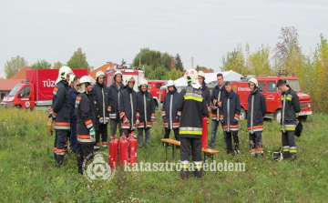 Szigetköz mentőcsapat gyakorlata 