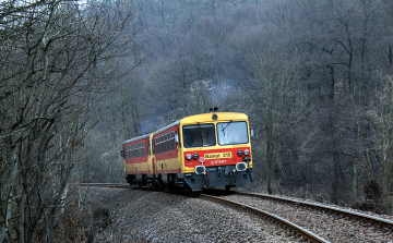 Szigorúan ellenőrzött vonatok