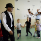 Gyereknap a Pillangó Óvodában és Mini Bölcsődében, a Kislaptáros zenekarral