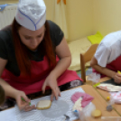 Sütemény díszítés a Pillangó Óvoda és Mini Bölcsődében 