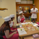 Sütemény díszítés a Pillangó Óvoda és Mini Bölcsődében 
