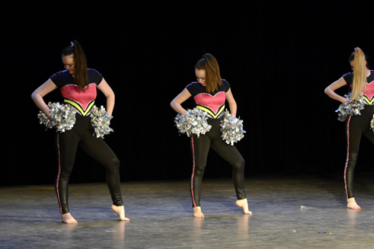 Mazsorett gála a Flesch Központban