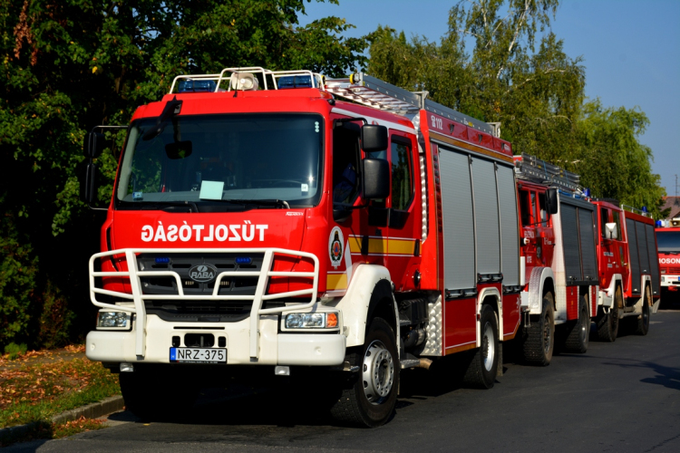 Szigetköz ízei, Vármegye borai Fesztivál 3 nap, 140 Éves Mosonmagyaróvár Város Tűzoltósága (Fotó: Bánhegyi István)