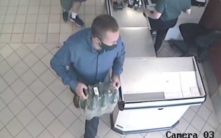 Pénztárca lopás miatt keresik