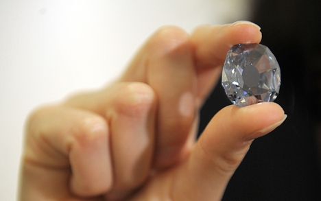 Állati tetemekből készítenek gyémántot
