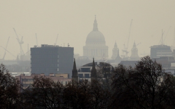 Londonnak lépnie kell a dízelautók légszennyezése miatt