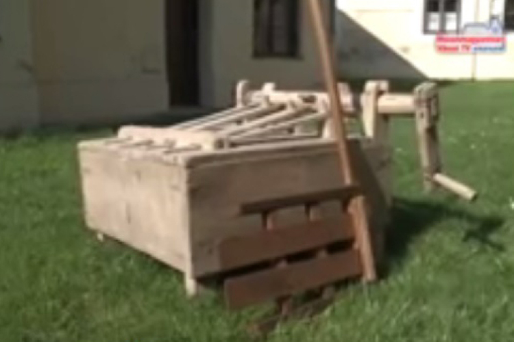 A hónap műtárgya: a kereplő