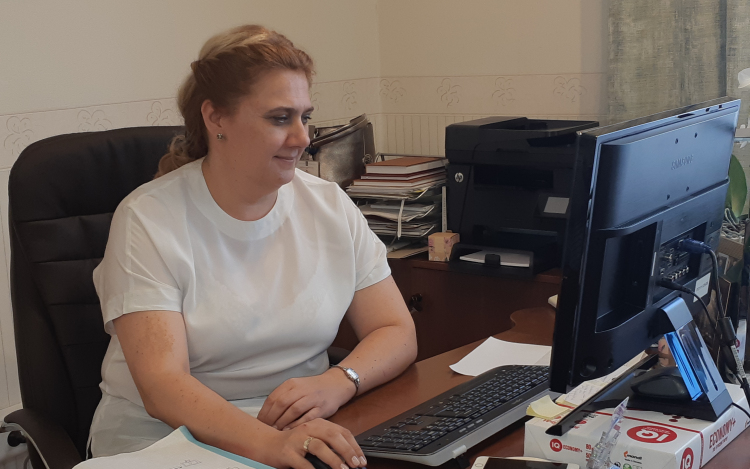 Az én városom - Jegyző civilben