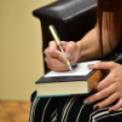 Szabados Ági a Huszár Gál Városi Könyvtárban