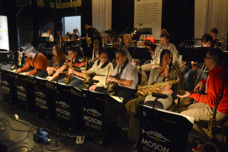 MOSON BIG BAND – ADVENTI HANGVERSENY