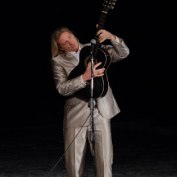 Jótékonysági Műsor Az Éltes Mátyás Alapítvány A Fogyatékos Gyermekekért Javára