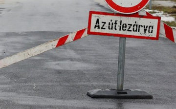 Ideiglenes forgalomkorlátozás Mosonudvaron