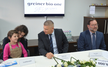 Adomány átadás Rémai-Grafl Fanni javára