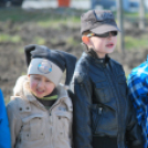 Faültetés óvodásokkal (Fotó: Nagy Mária)