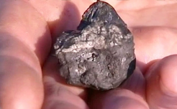 Meteorit - Megtalálták a cseljabinszki meteorit maradványait