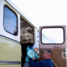 Pillangó Óvoda és Mini Bölcsőde - múlt idéző utazás egy Ikarus 55-ös buszon