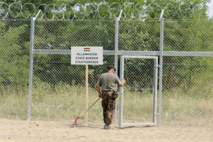 Ötször támadtak magyar rendőrökre és katonákra a határsértők egy hónapon belül