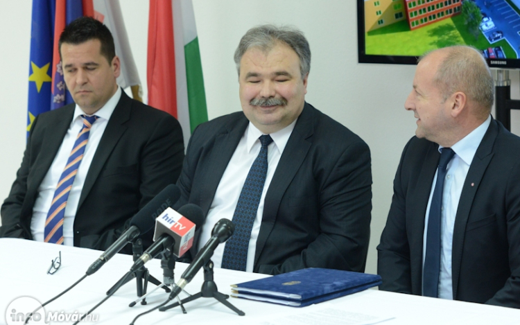 Aláírták a támogatási szerződést