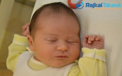 Práger Dorka Réka, 3990 gr. Hegyeshalom