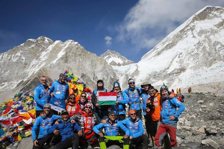 Elérte a Magyar Everest Expedíció az alaptábort