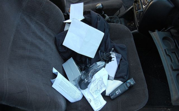 Naponta egy hátizsáknyi értéket loptak