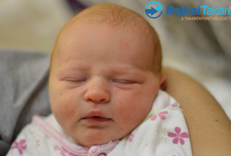 Kükedi Mia, 2960 gr. Móvár